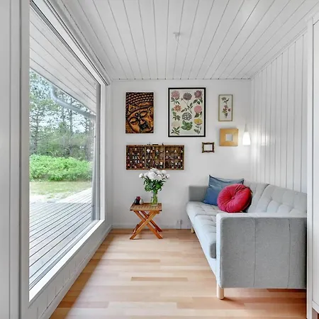 Casa vacanze Three-bedroom In *